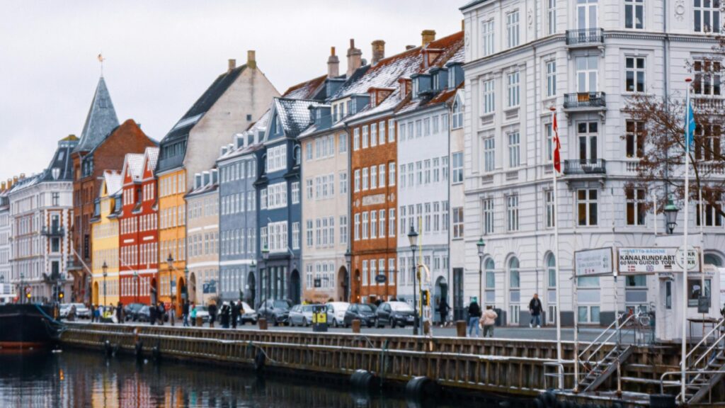 How Burkina Faso Twitter bloggers can collaborate with UAE advertisers in 2025