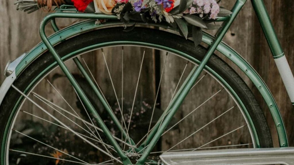 How Burkina Faso TikTok Bloggers Can Collaborate with Togo Advertisers in 2025