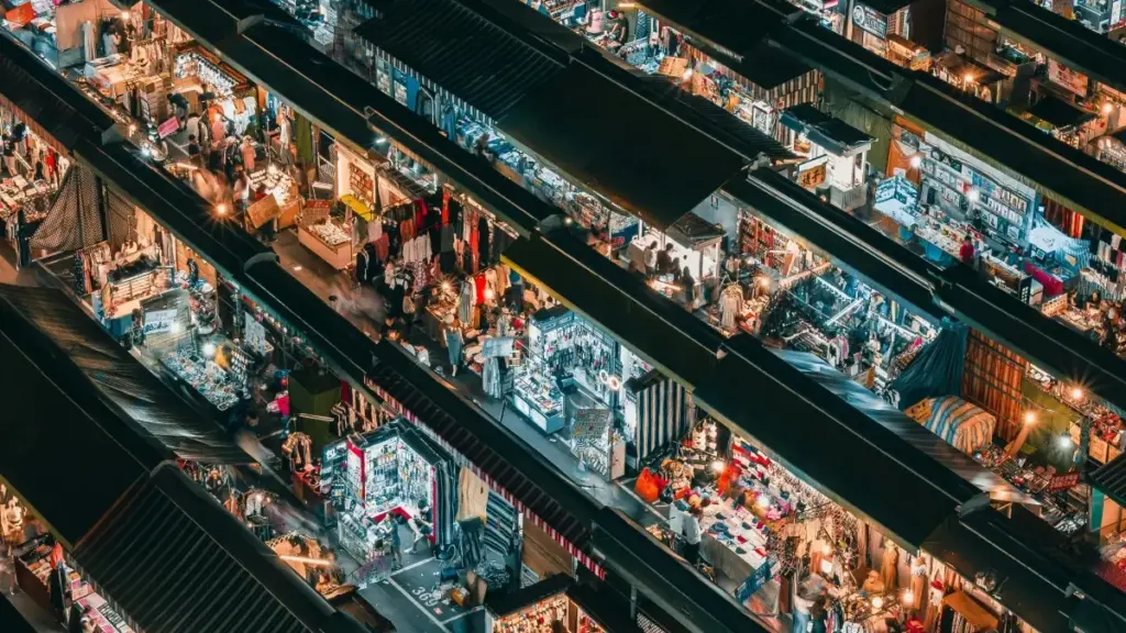 Fɛ ka kɛnɛgbɛ Belgium bɛɛrɛ la Reddit bɛɛ, ka soore ka a ye beauty ambassador kɛra, fo Burkina Faso