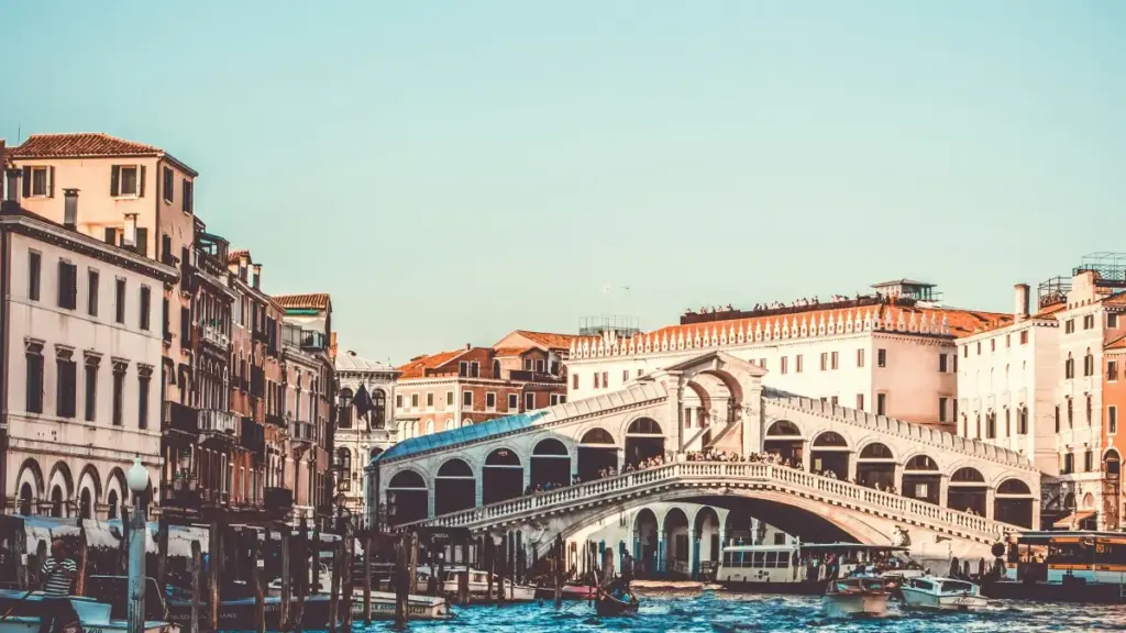 N yelga ka fo: biiga la Zalo fo Montenegro marques ka fo yiida musiga chalenj, seeda biiga, fo kaam yaa.