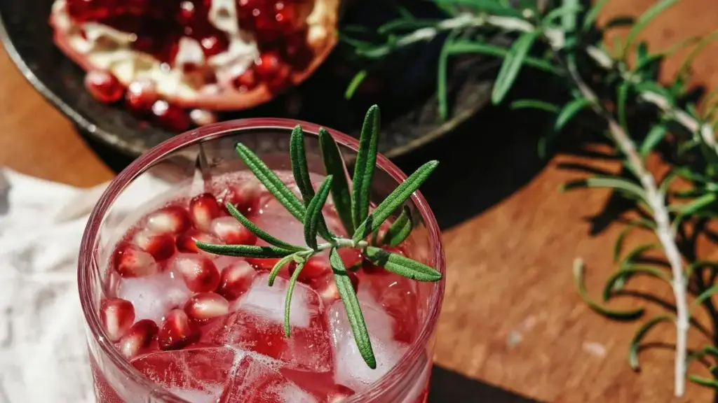 N yeega ka fɔɔrɔ: sogo la y kàŋnde Bilibili ka fanga Japan brands, n neega vidéo unboxing ani témoignage — koom yâa fonde. Tun 2025-10-01.