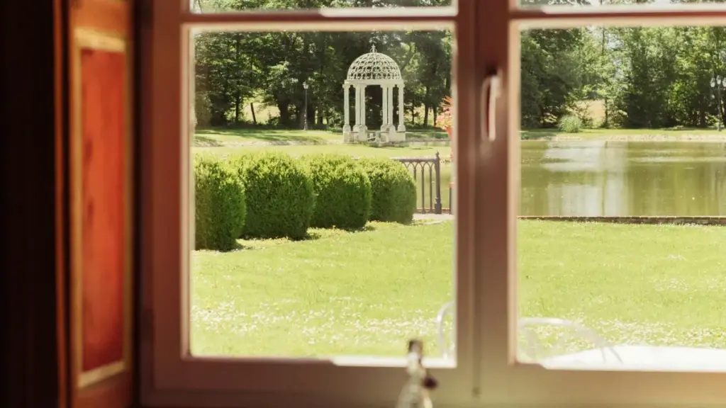 Guid taab yelga: banza biiga pou ye nɔɔre yi Iraq brands wa Josh, nɛɛré yelga, partenariat, nəmde sɔba yamb lagu sɔba.