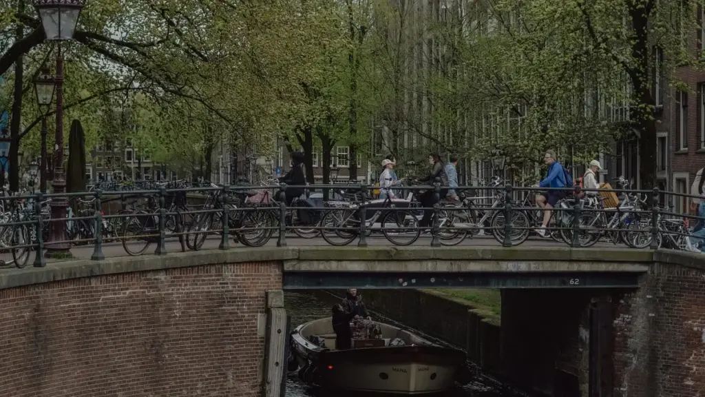 Kɔnɛɛré yamb la: bɛɛ ninda yõɔga Luxembourg brand la Xiaohongshu ka baɣa beta launch-yo. Tɛmb paaba, seeding, ni VPN gida.