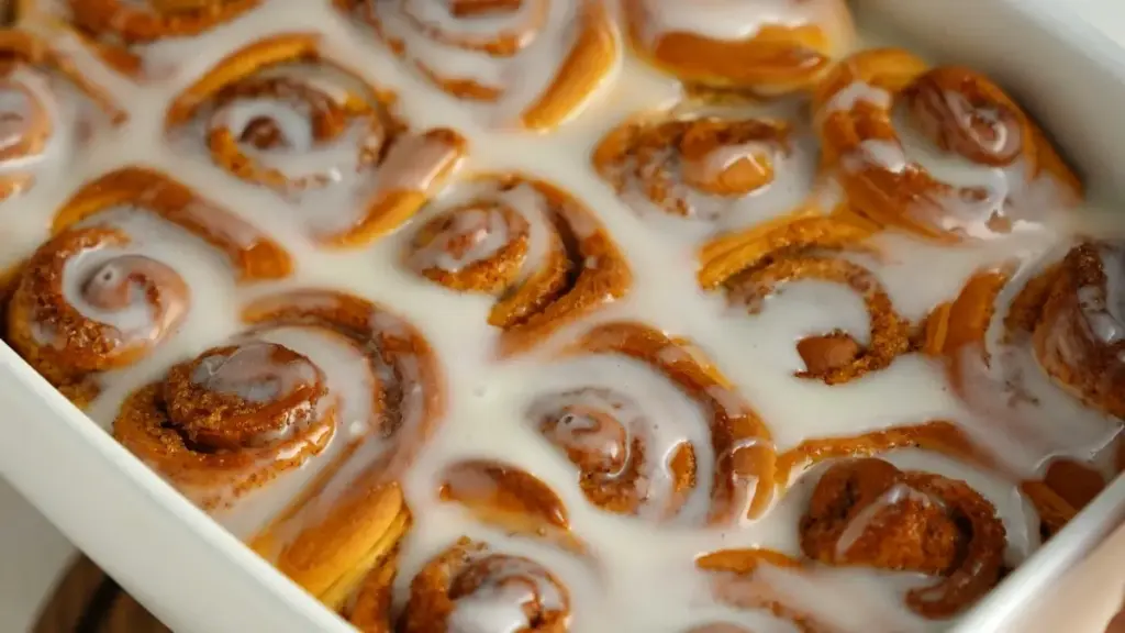 Guide pratique pour créateurs au Burkina Faso: comment approcher marques russes sur Moj, utiliser outils sponsorisés, rester pro et éviter risques narratifs.